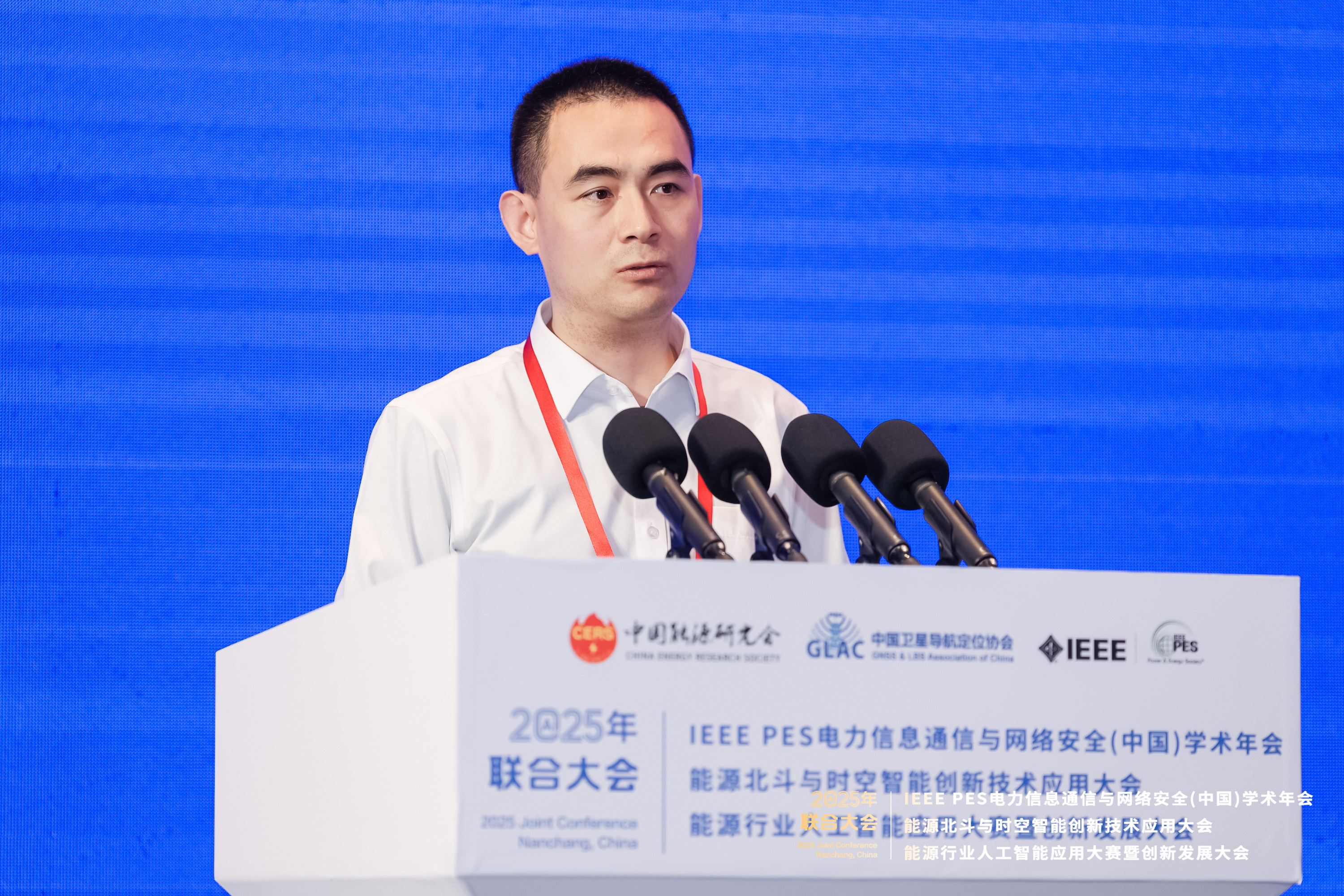 WUKG0076-opq4201966452